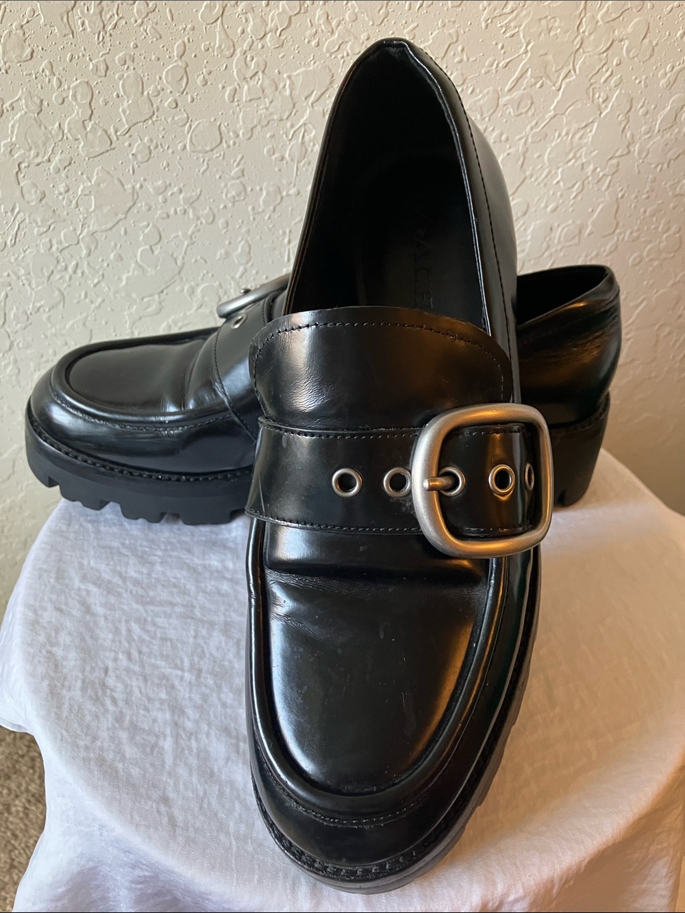Coach: Black Grand (G2448) Leather Silver Tone Buckle Lug Loafer Slip-On Shoe- 9